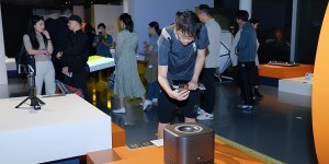 深圳艺术周｜“两个AI”大展暨DIA湾区智造论坛启幕